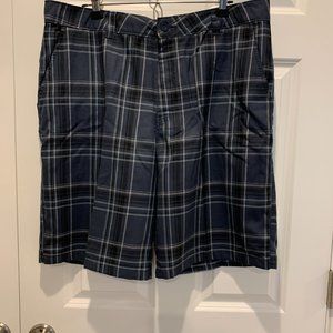 Men's O'Neill plaid shorts (size 38)